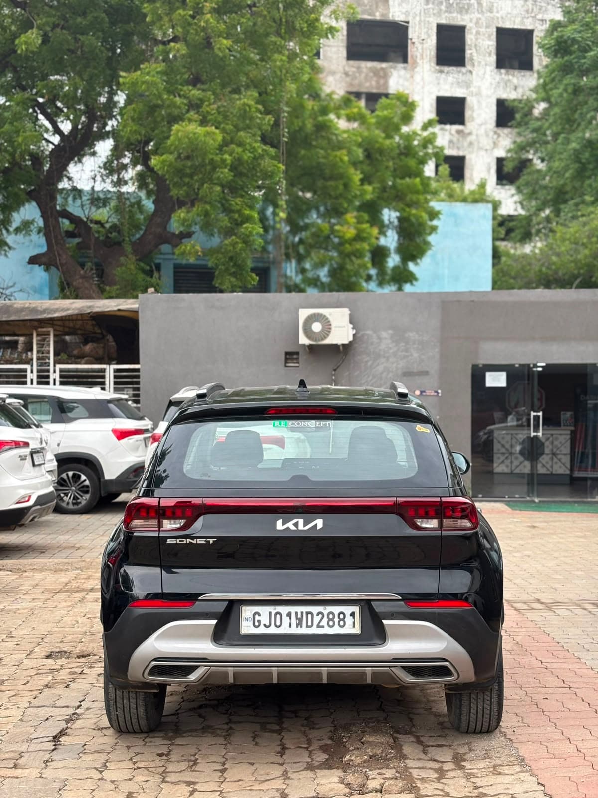 Kia sonet htx diesel thumbnail 4
