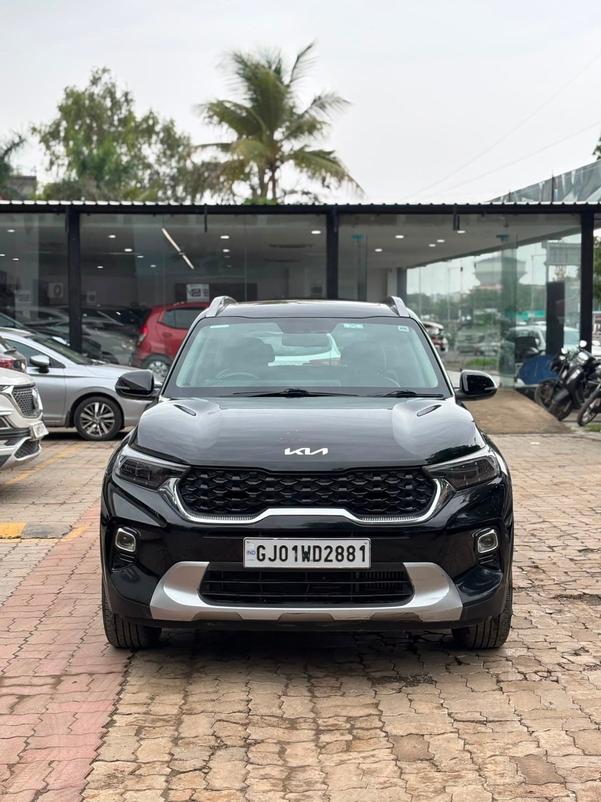 Kia sonet htx diesel thumbnail 9
